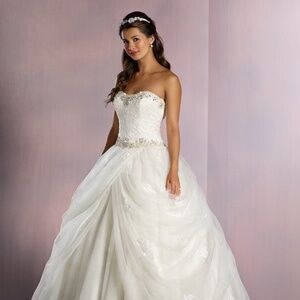 Alfred Angelo Fairytale Belle 254 Ivory/Silver/Glitz Sample Wedding Dress Size 8